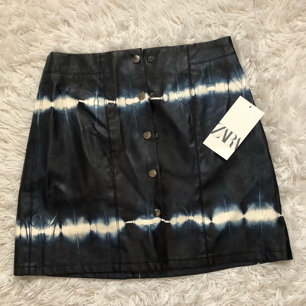 Faux Leather Tie Dye Mini Skirt from ZARA ☺️